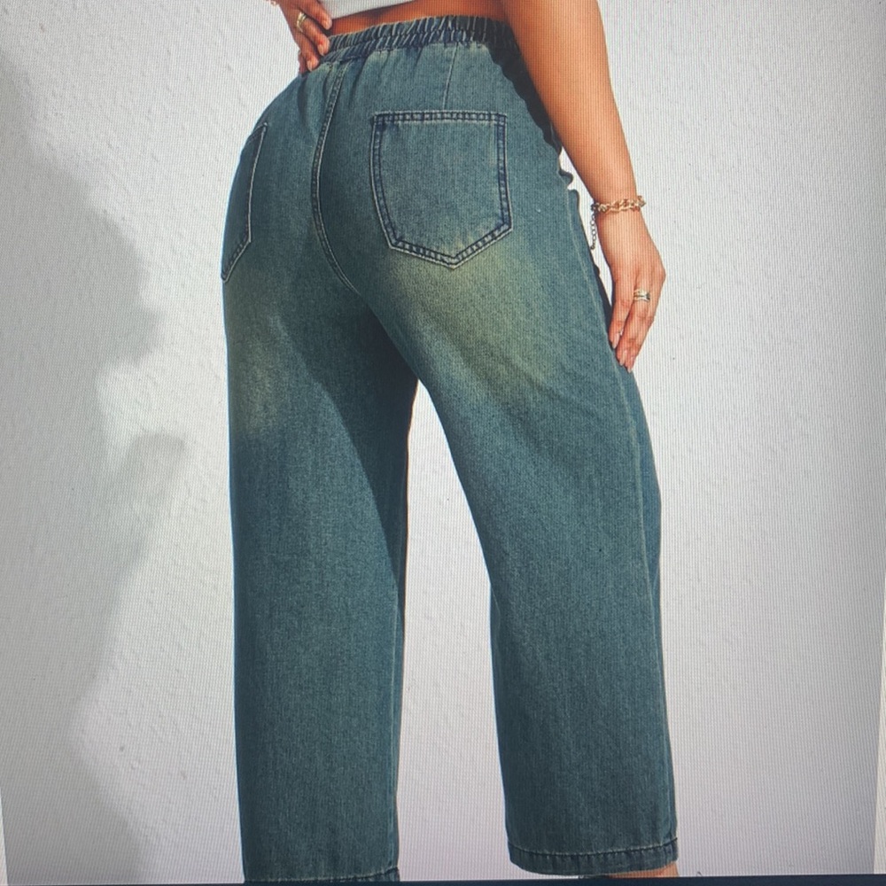 High-Waist Wide Leg Jeans in Washed Green - Picture 2 of 3